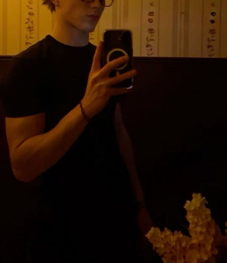 <em>Kevin.A </em>「✔ ᵛᵉʳᶦᶠᶦᵉᵈ」